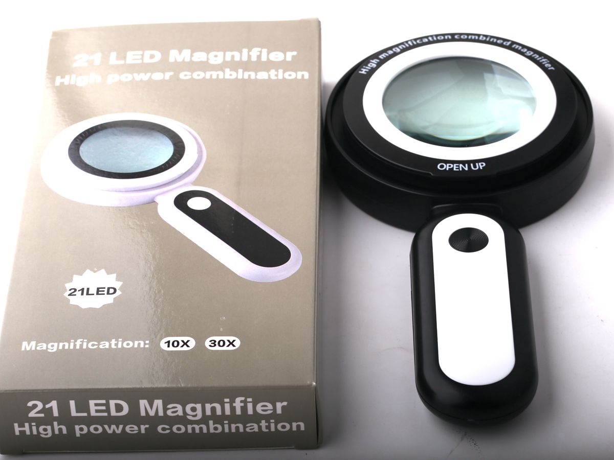 Лупа 21LED MAGNIFIER 10X 30X